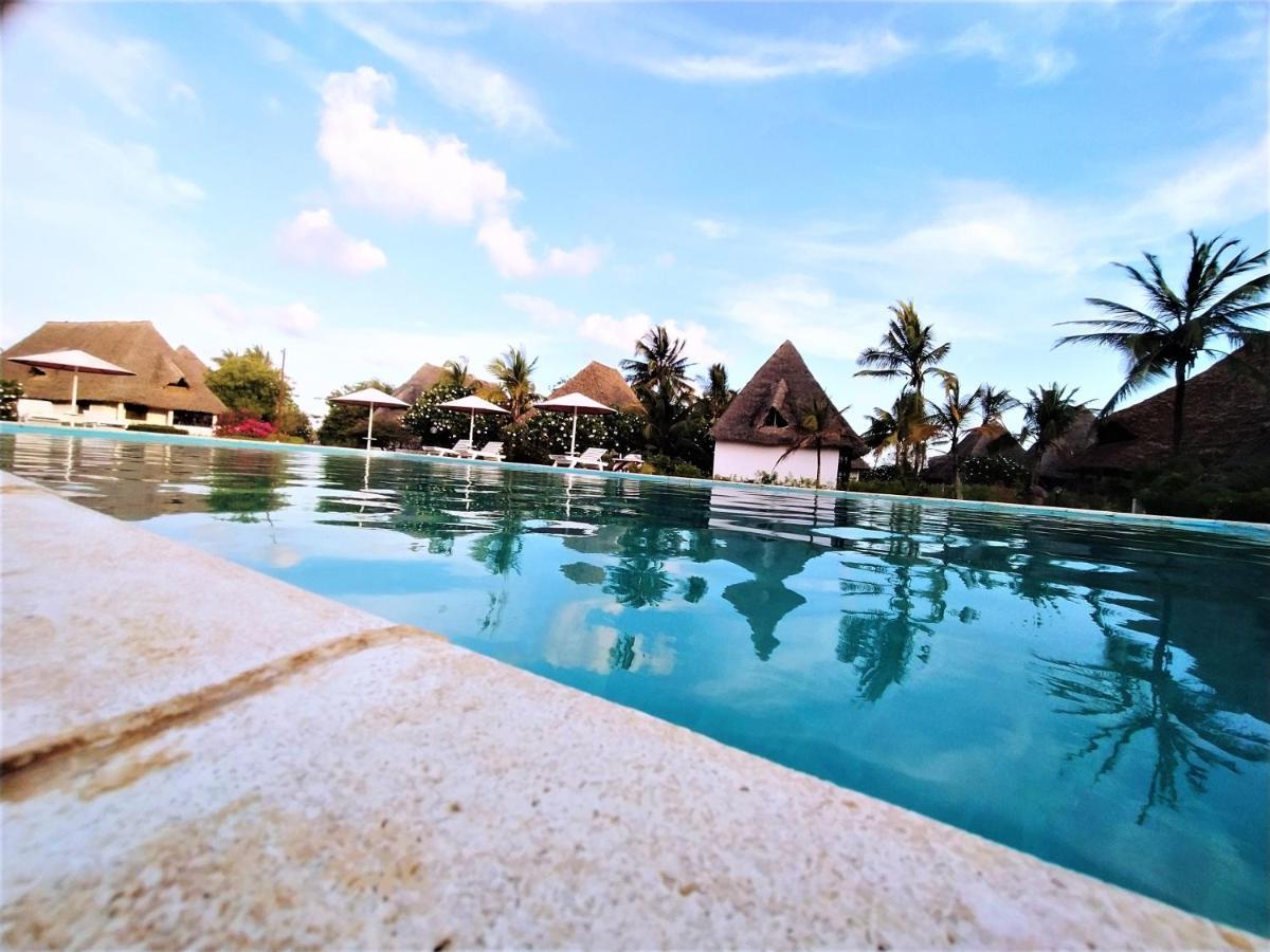 Karibuni Jeds Villas 85 & 86 Mambrui Exterior photo
